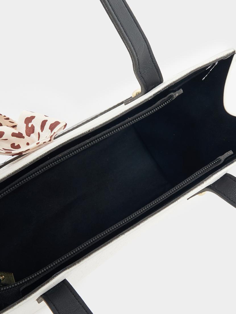 women white pu handbag - 21390842 - Standard Image - 4