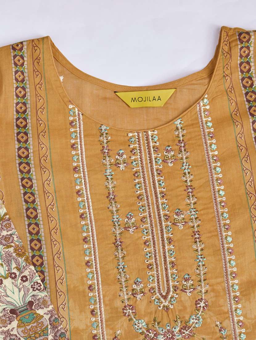 women printed kurta pant set with dupatta - 21391313 -  Standard Image - 4