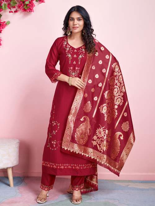 women three quarter sleeve kurta pant with dupatta set