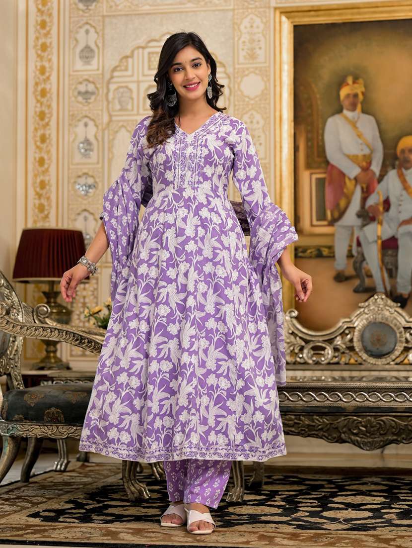 women three quarter sleeve suit set - 21391922 -  Standard Image - 1