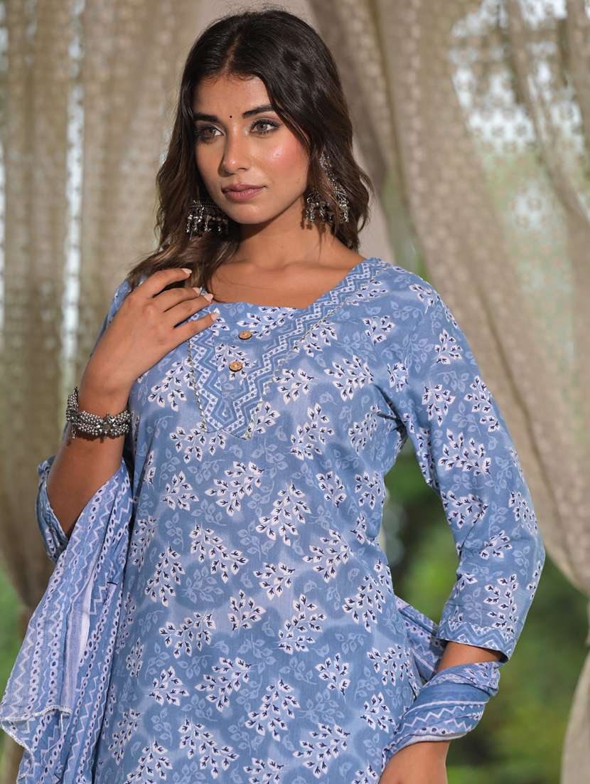 women three quarter sleeve kurta pant with dupatta set - 21391937 -  Standard Image - 6