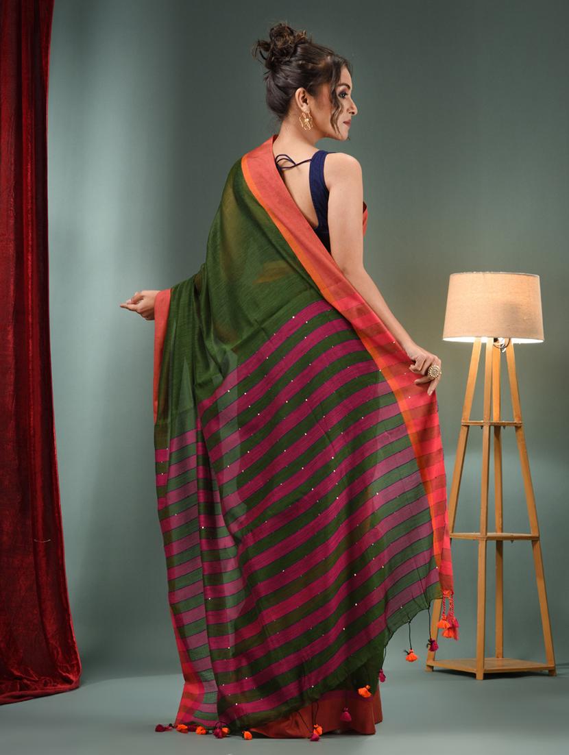 women self design handloom saree with blouse - 21392674 - Standard Image - 1