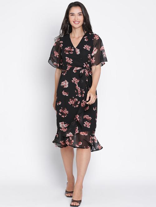 black floral printed tiered dress - 21399394 - Standard Image - 0