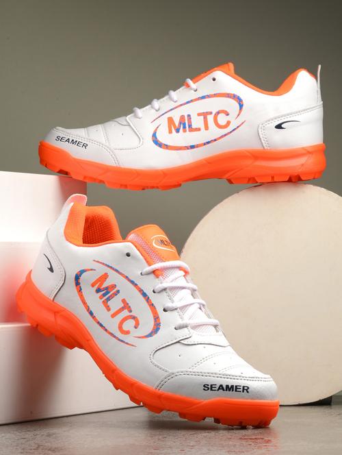men lace up running sports shoes - 21399717 -  Standard Image - 0