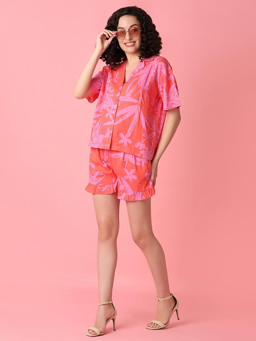 women pink florals printed shorts - 21399800 - Standard Image - 4