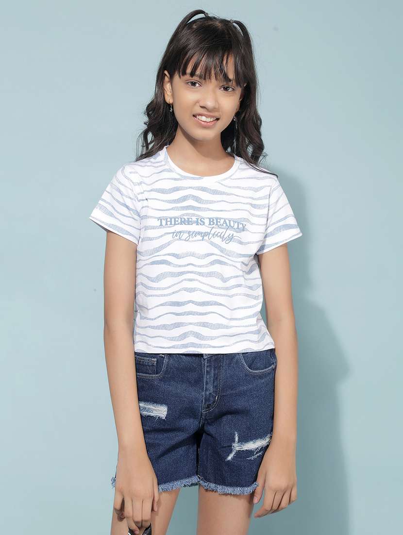 girls round neck graphic regular tee