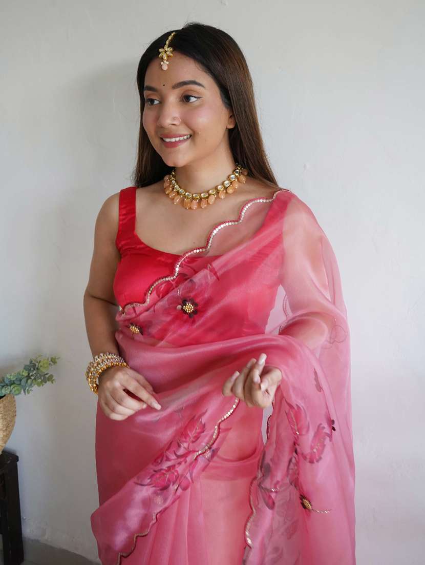 women pink printed saree - 21402079 -  Standard Image - 1