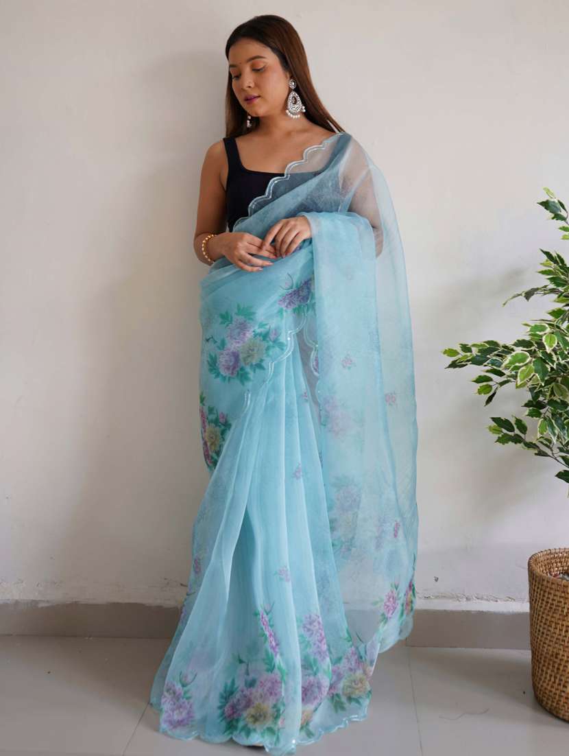women floral printed saree