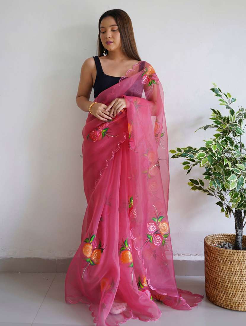 women pink floral printed saree