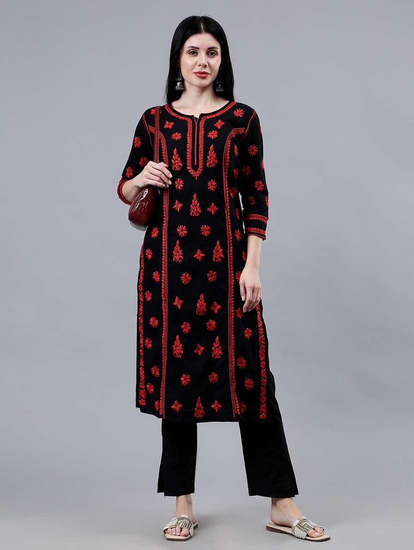 women three quarter sleeve chikankari work kurta 