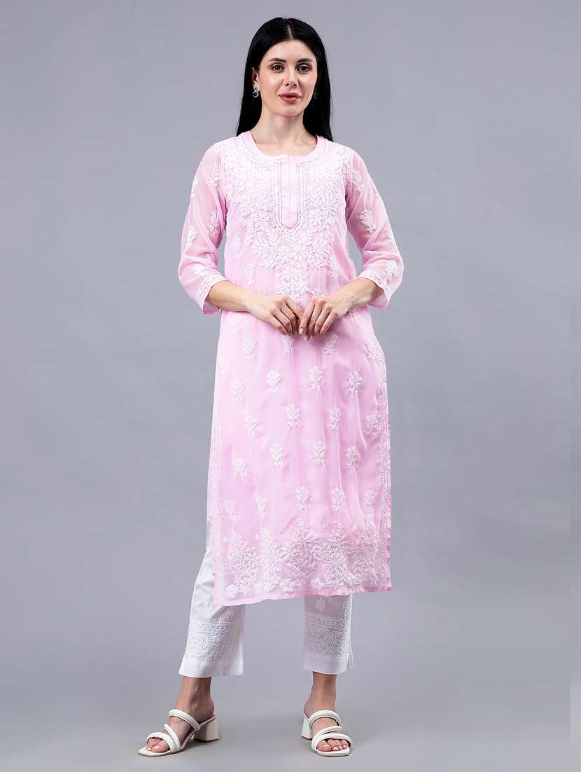 women three quarter sleeve chikankari work kurta 