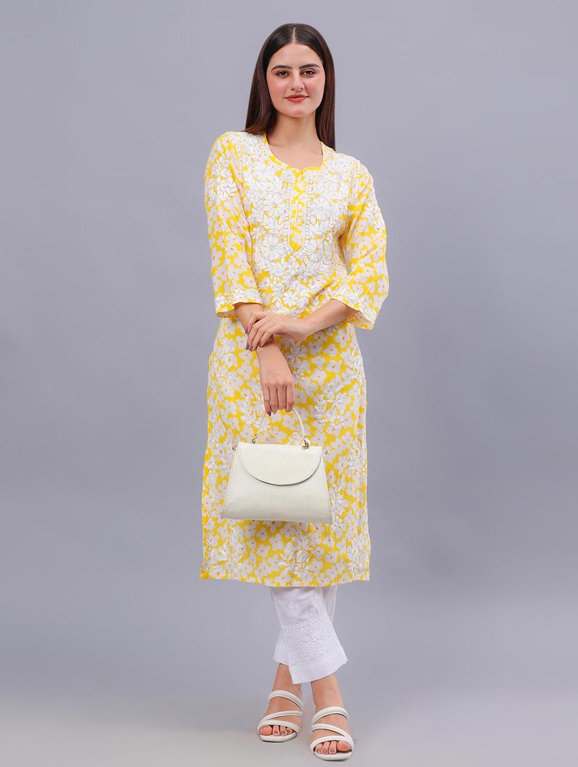 women three quarter sleeve chikankari kurta 