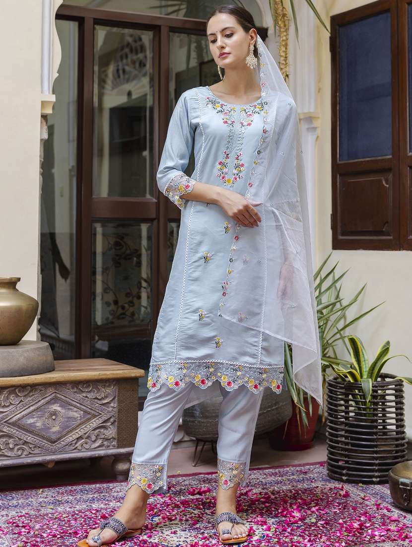 women three quarter sleeve kurta pant with dupatta set - 21450858 -  Standard Image - 1