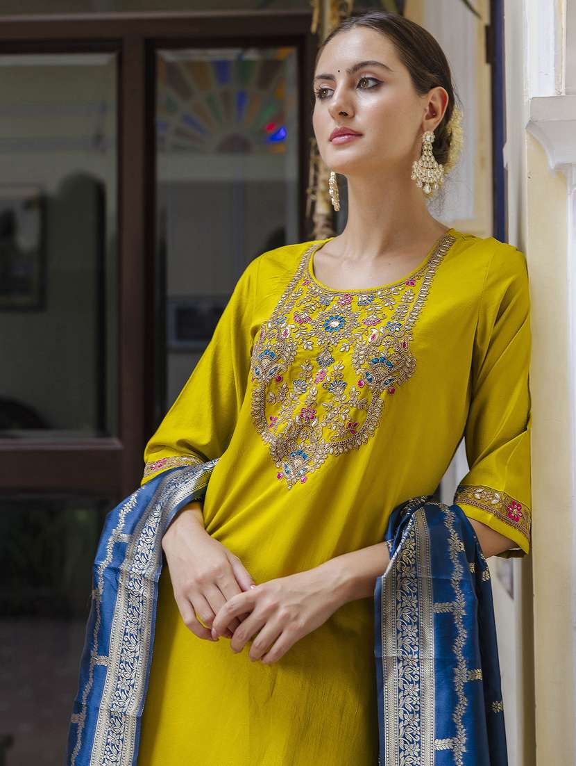 women yellow kurta dupatta set - 21450864 -  Standard Image - 4