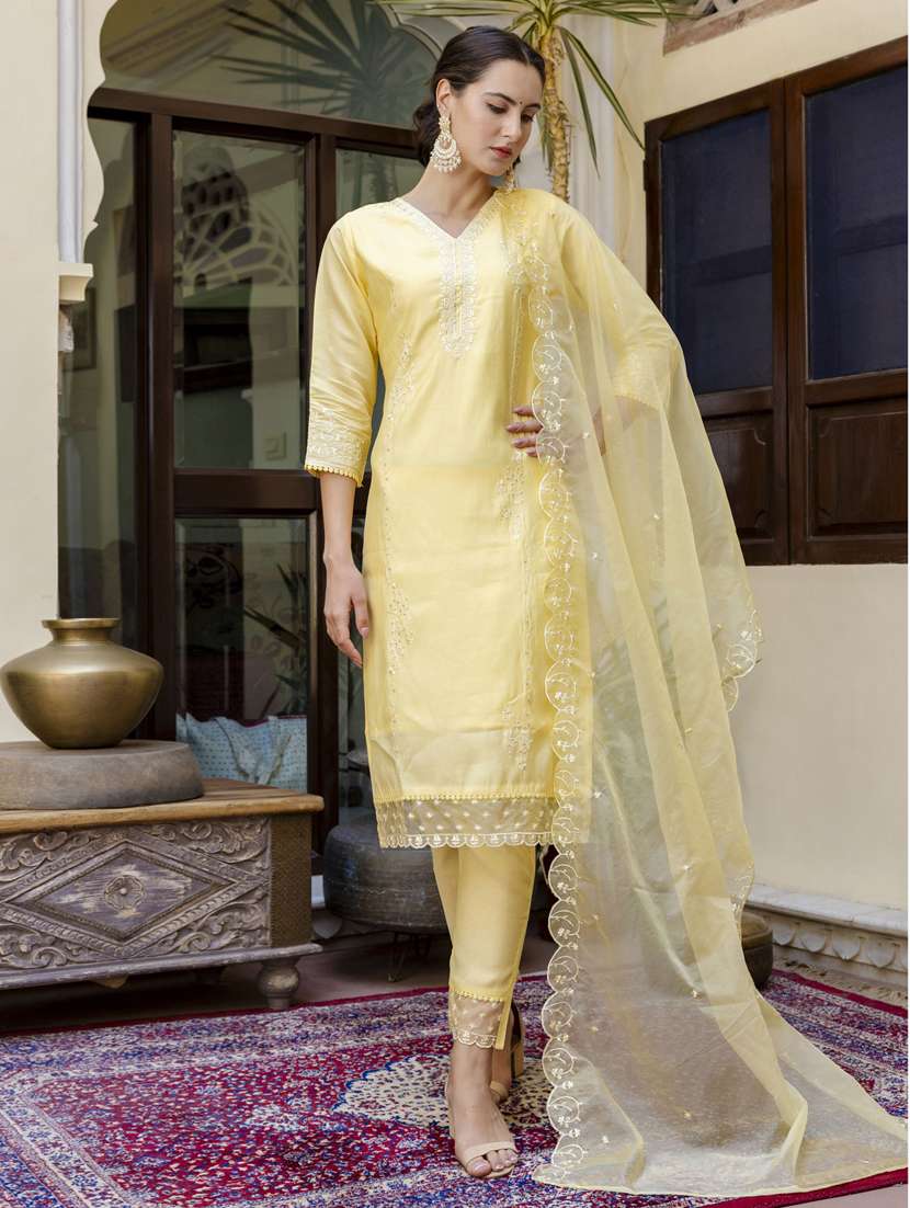 women three quarter sleeve kurta pant with dupatta set - 21450866 -  Standard Image - 1