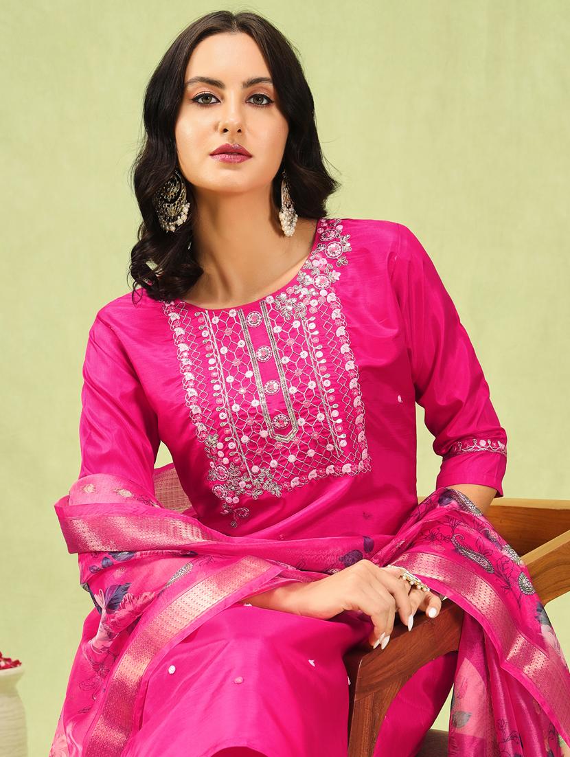 women three quarter sleeve kurta pant with dupatta set - 21450870 - Standard Image - 4