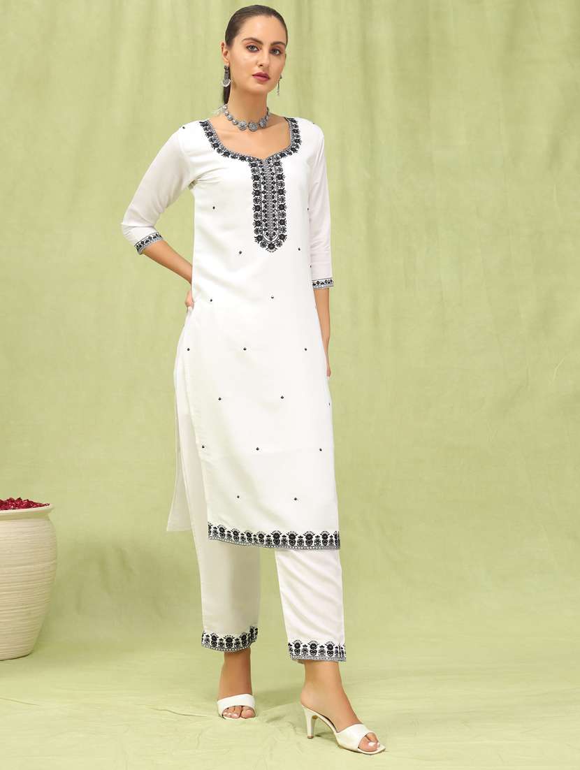 women white kurta dupatta set