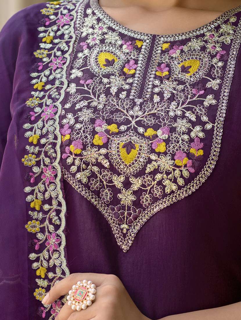 women purple kurta dupatta set - 21450900 -  Standard Image - 4