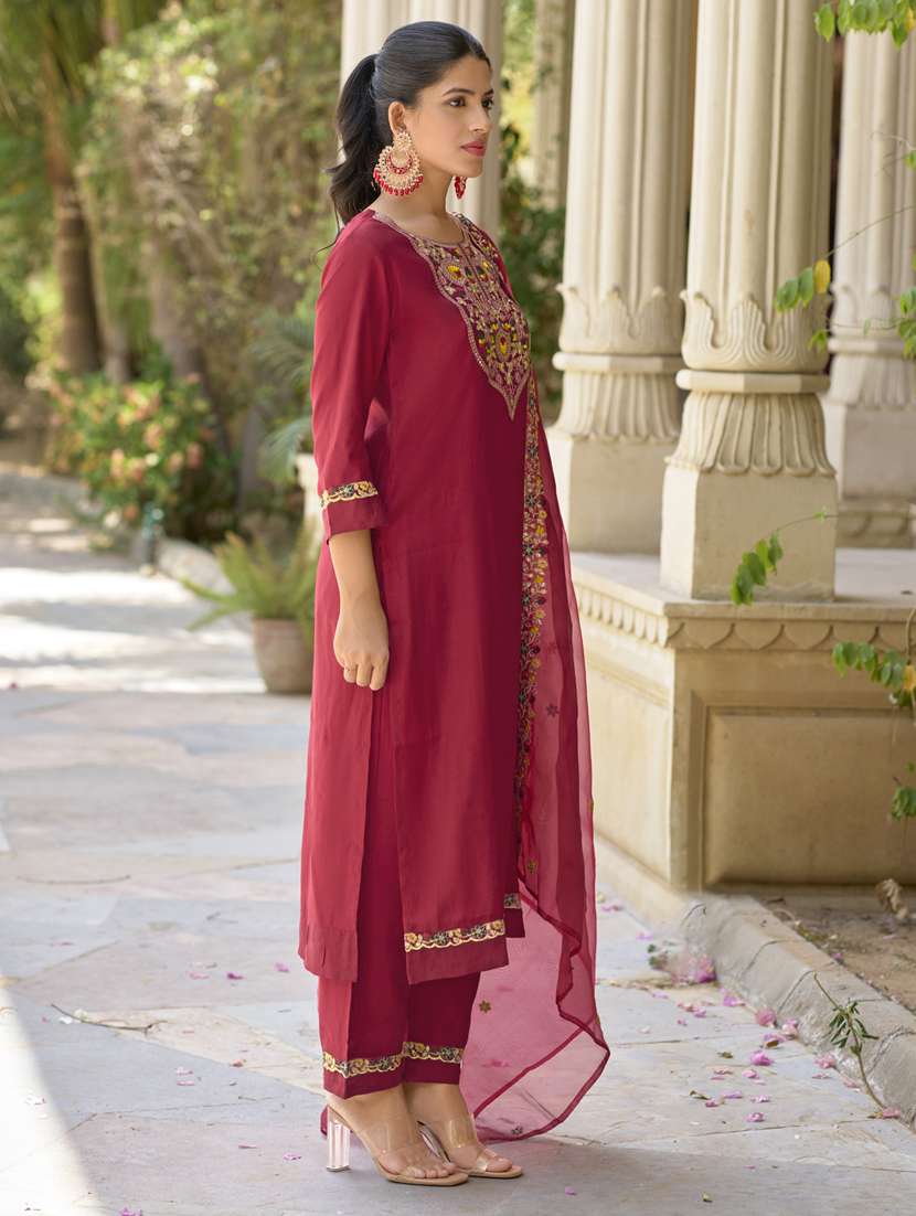 women maroon kurta dupatta set - 21450901 -  Standard Image - 1