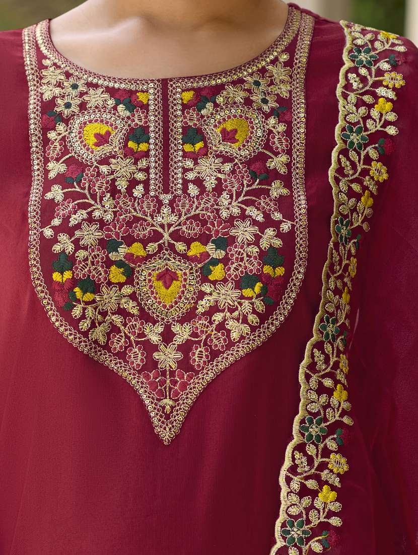 women maroon kurta dupatta set - 21450901 -  Standard Image - 4