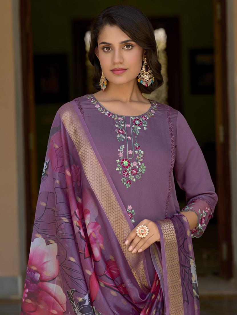 women purple kurta dupatta set - 21450905 - Standard Image - 4