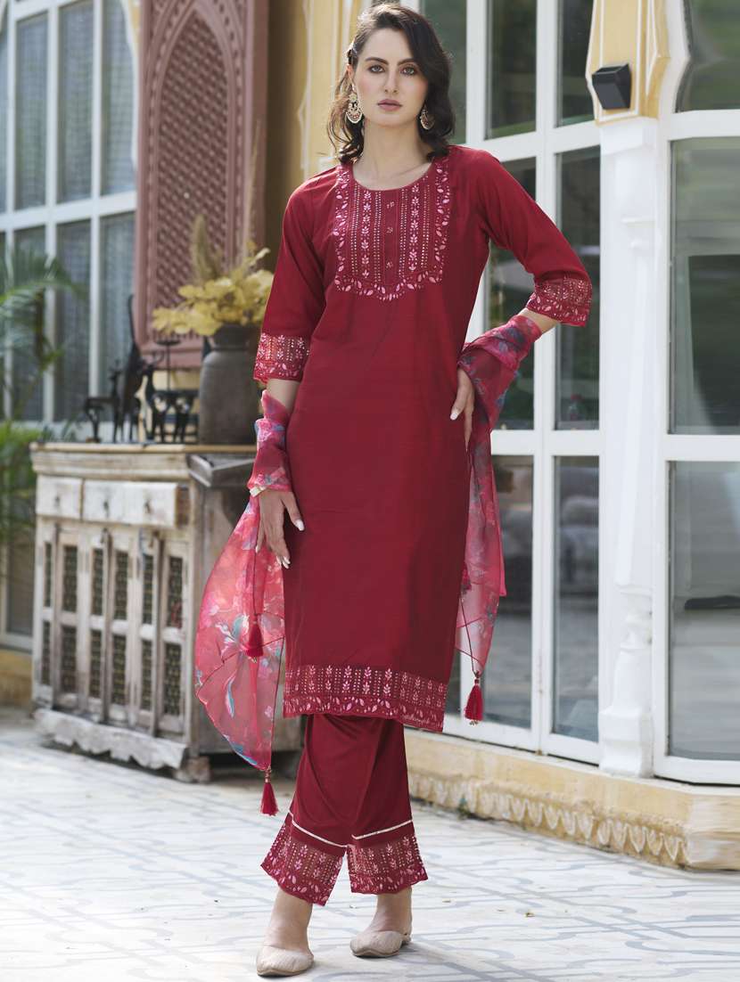 women maroon kurta dupatta set - 21450938 -  Standard Image - 1
