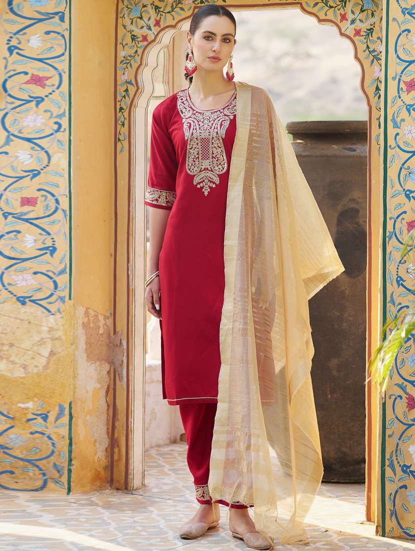women maroon kurta dupatta set - 21450968 -  Standard Image - 1