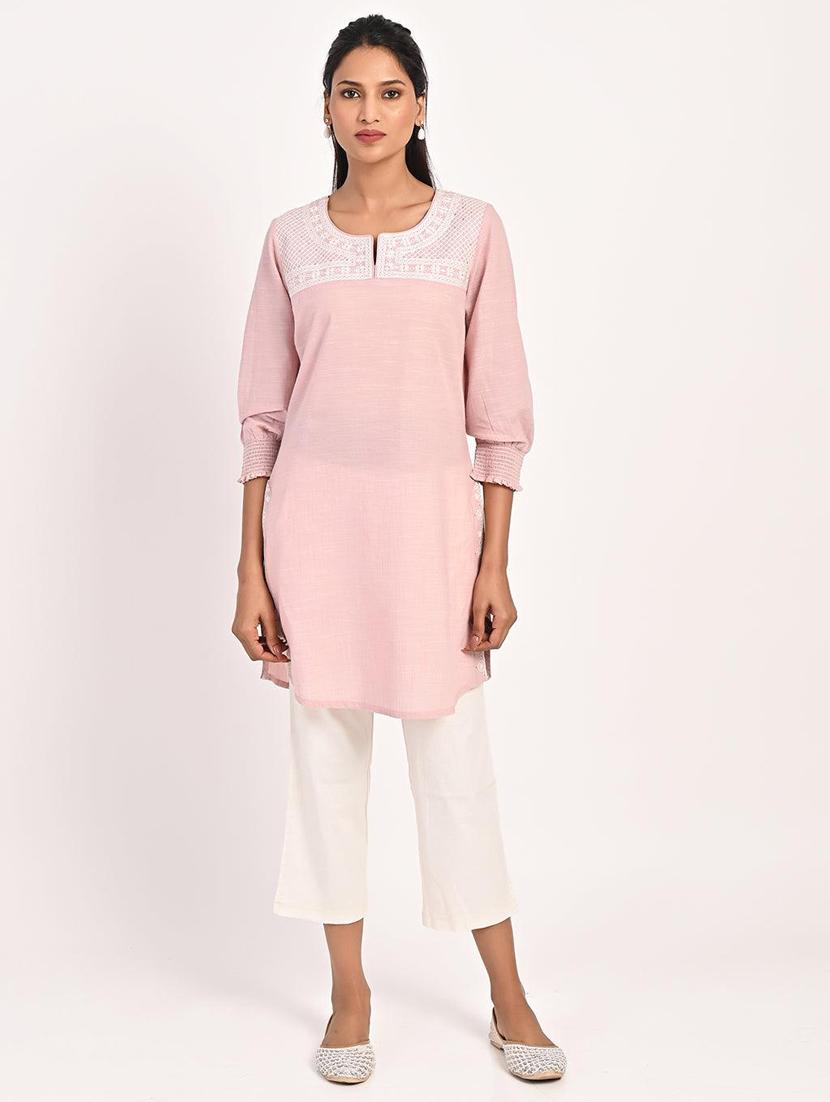 pink placement embroidered cotton kurta - 21451943 -  Zoom Image - 0