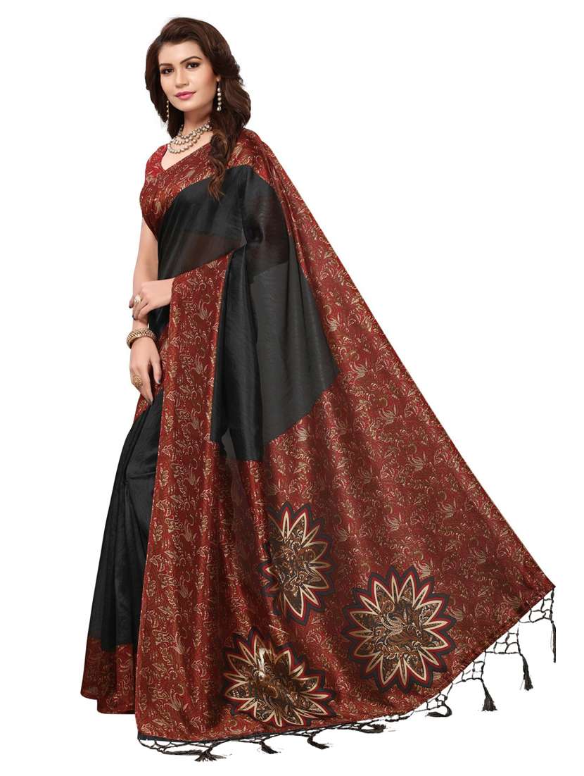 women printed casual wear saree with blouse