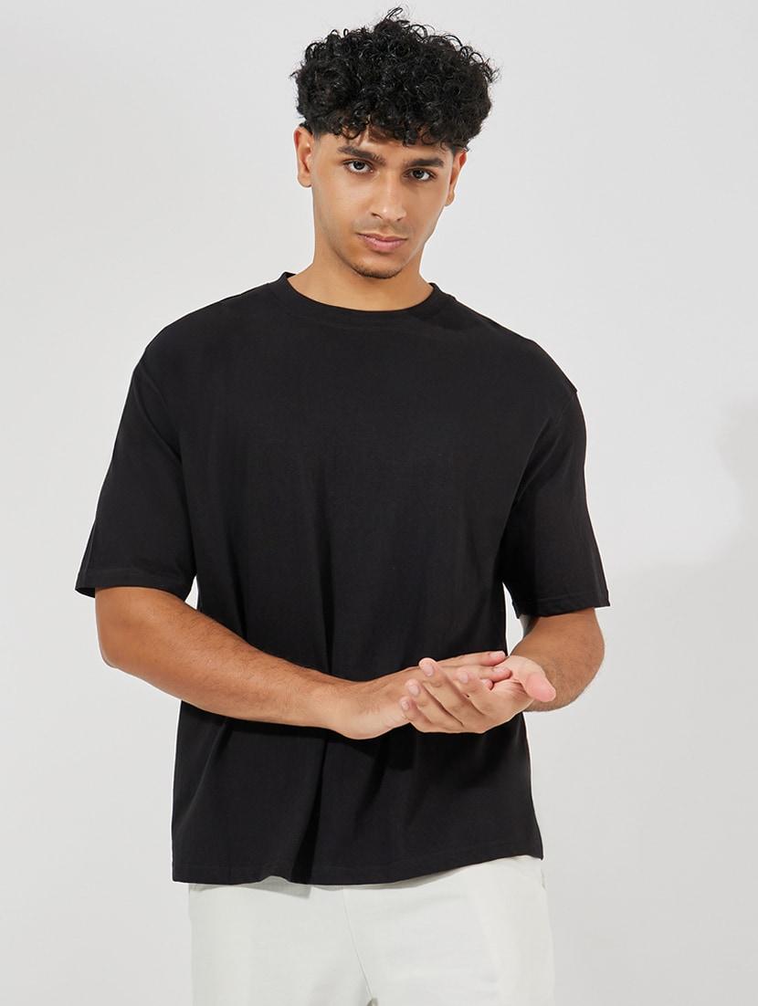men round neck short sleeve t-shirt - 21456217 -  Standard Image - 1