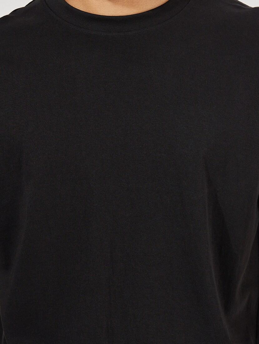 men round neck short sleeve t-shirt - 21456217 - Standard Image - 4