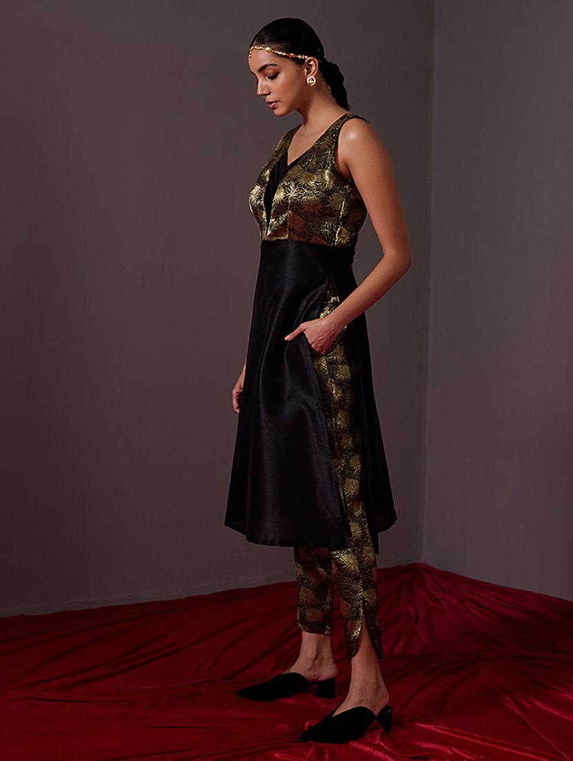 women self design a-aline kurta - 21459314 -  Standard Image - 1
