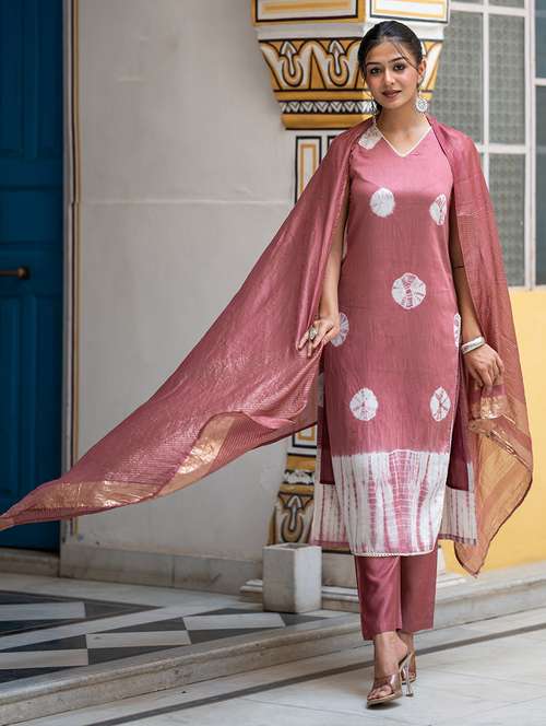 women mauve silk straight kurta - 21459710 - Standard Image - 0
