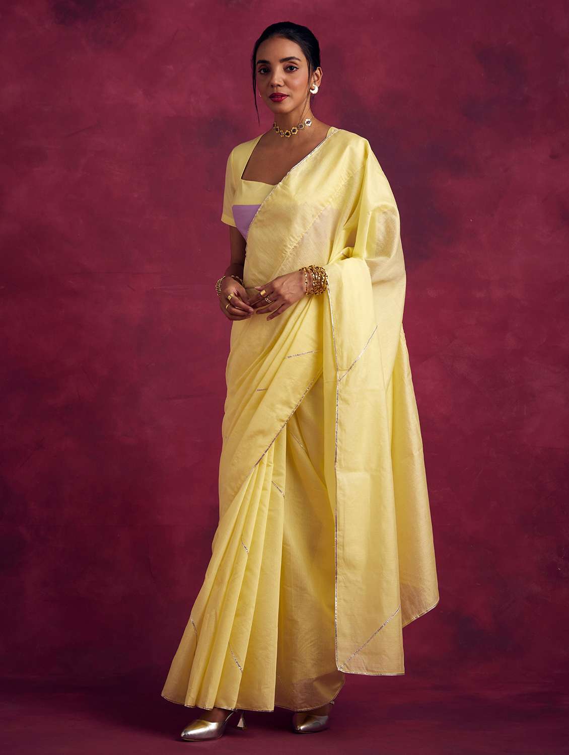 women solid plain saree - 21459958 -  Standard Image - 1