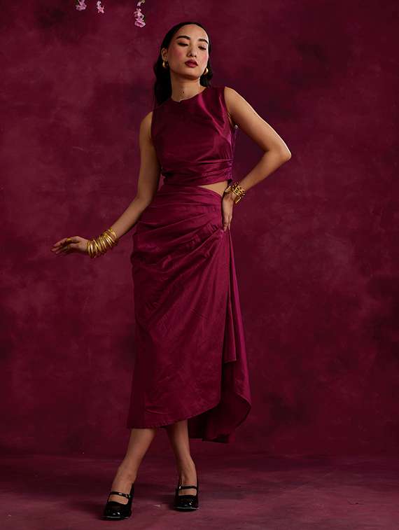 magenta solid flared skirt - 21460046 -  Standard Image - 1