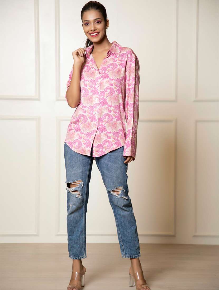 women printed collared regular shirt
