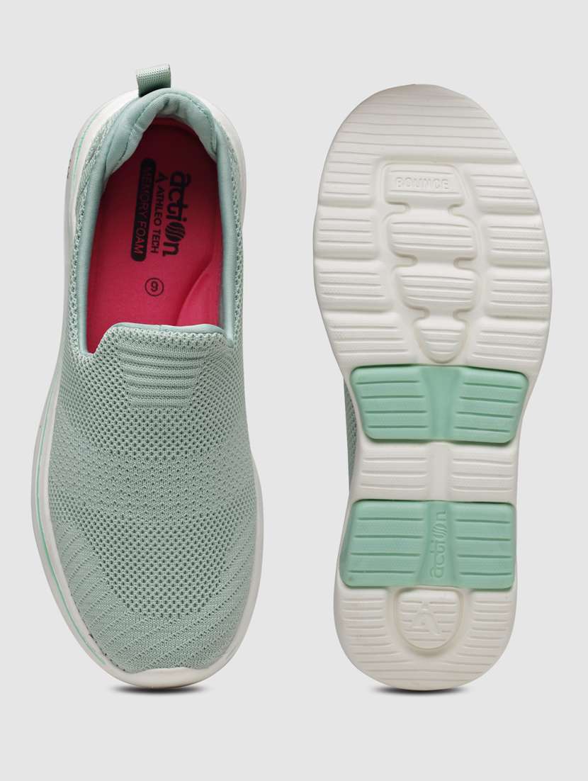 women slip on sports shoes - 21460350 -  Standard Image - 4