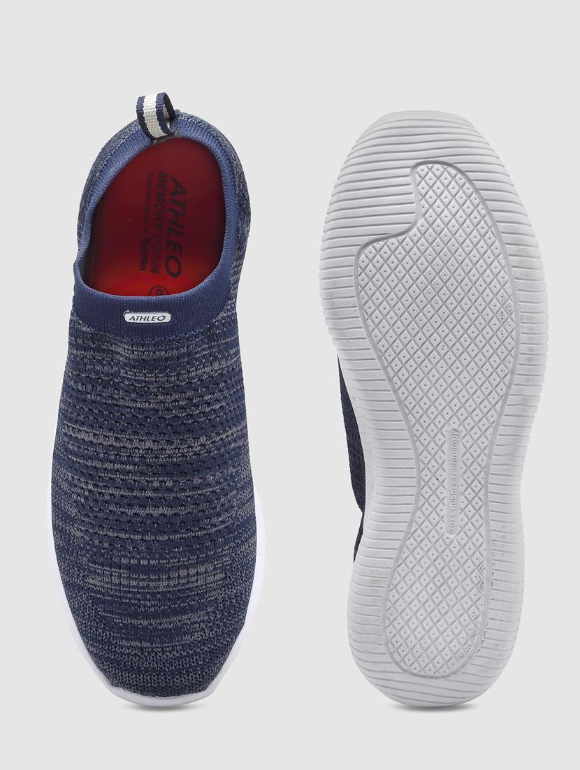 men slip on sports shoes - 21460405 - Standard Image - 4