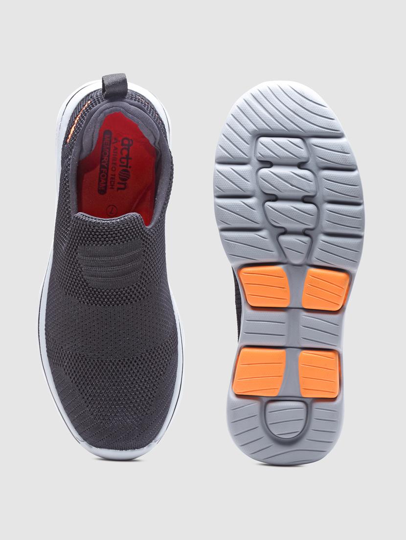 men slip on sports shoes - 21460419 - Standard Image - 4