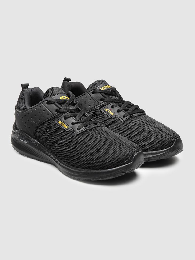 men lace up sports shoes - 21460456 - Standard Image - 1