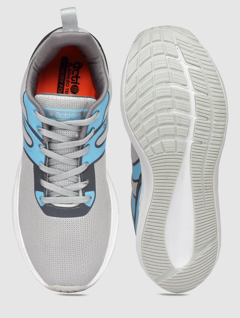 men lace up sports shoes - 21460495 - Standard Image - 4