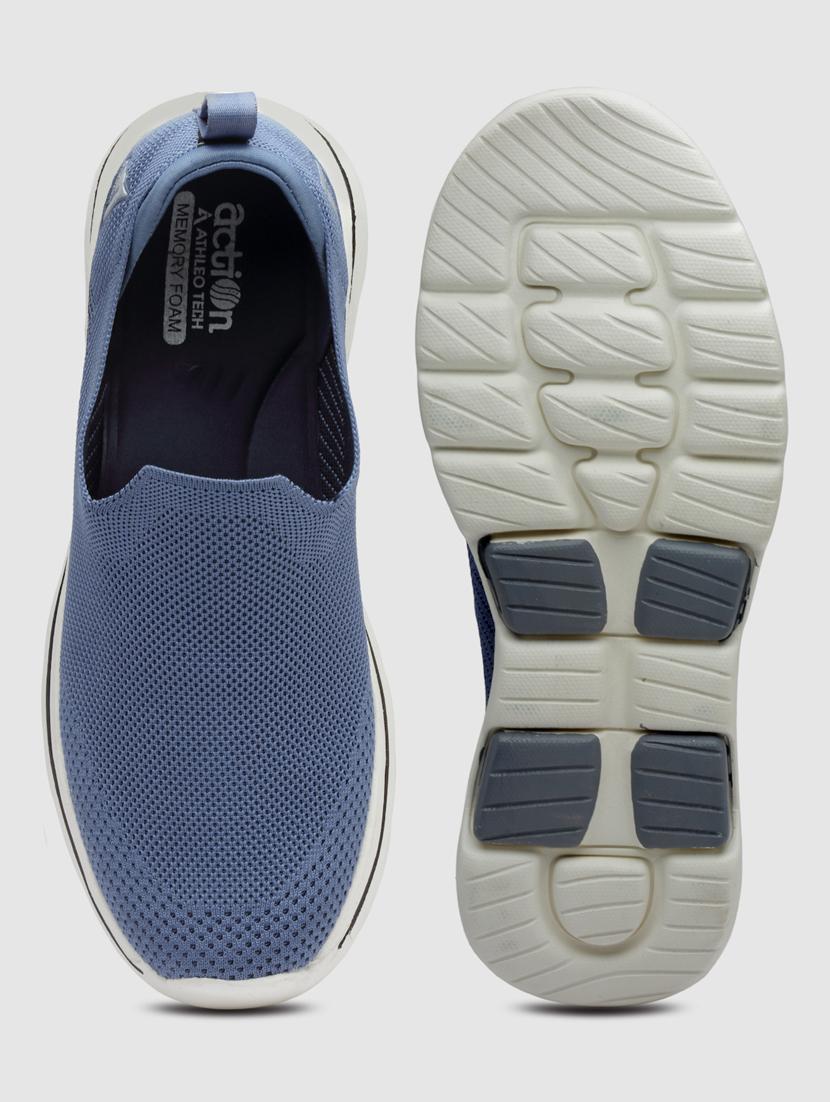 men slip on sports shoes - 21460523 - Standard Image - 4