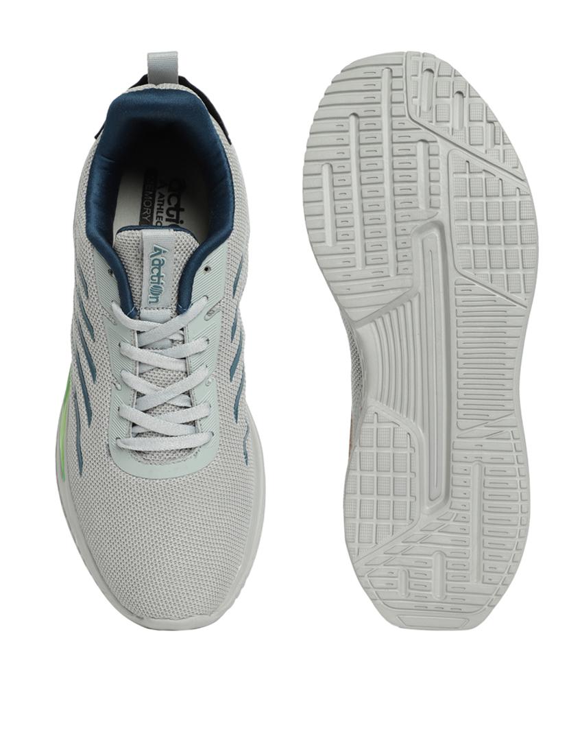 men lace up sports shoes - 21460617 - Standard Image - 4
