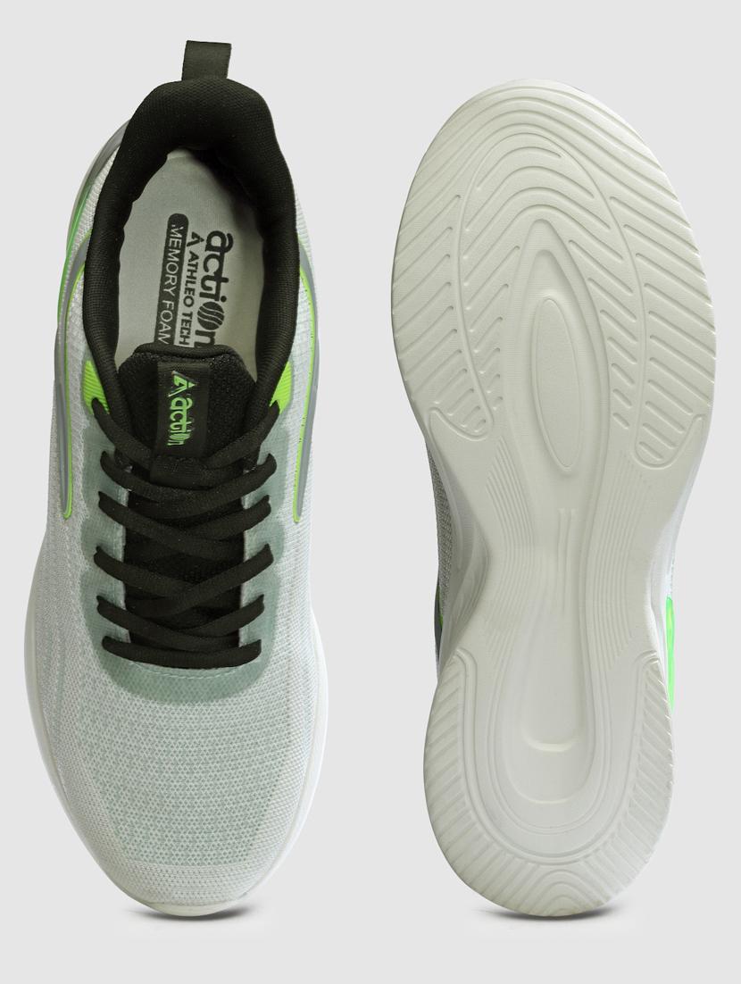 men lace up sports shoes - 21460632 - Standard Image - 4