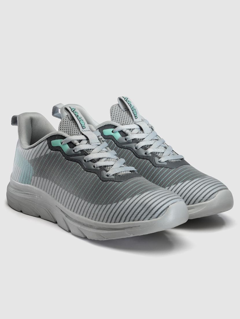 men lace up sports shoes - 21460780 - Standard Image - 1