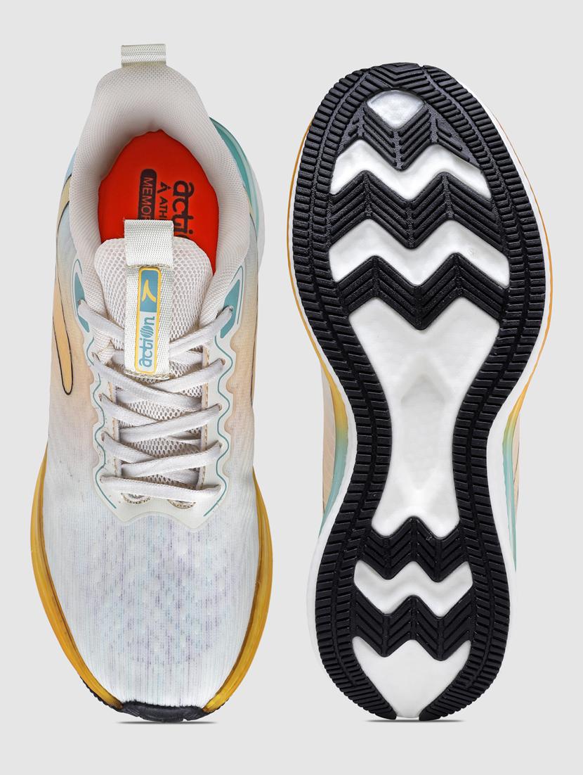 men lace up sports shoes - 21460803 - Standard Image - 4