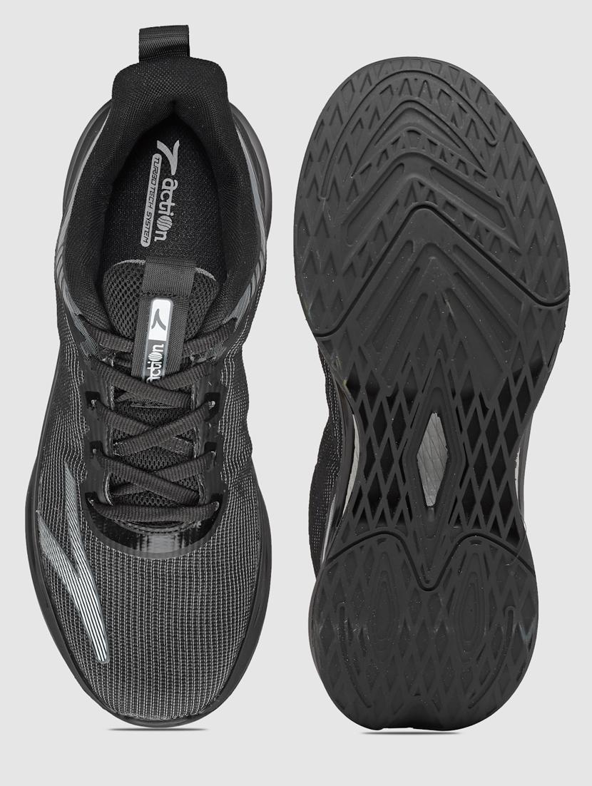 men lace up sports shoes - 21460835 - Standard Image - 4