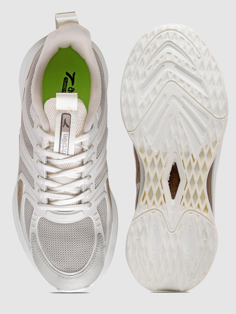 men lace up sports shoes - 21460838 - Standard Image - 4