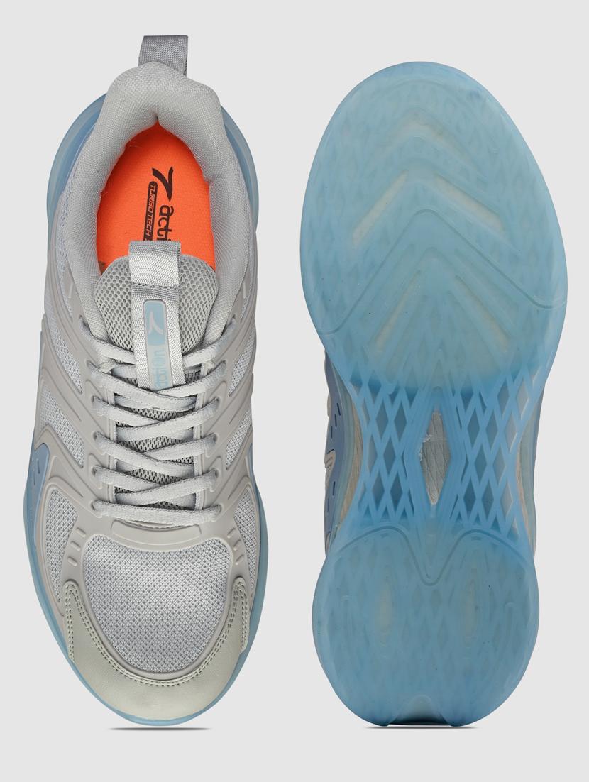 men lace up sports shoes - 21460840 - Standard Image - 4
