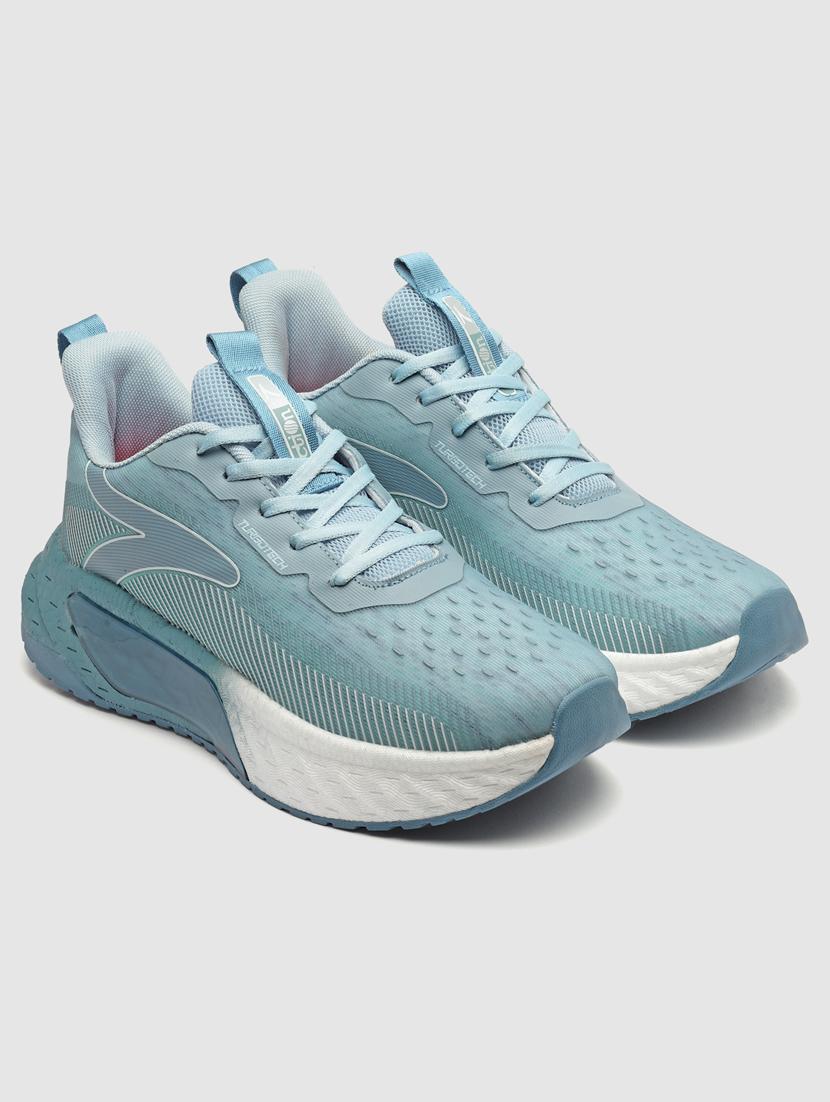 men lace up sports shoes - 21460858 - Standard Image - 1
